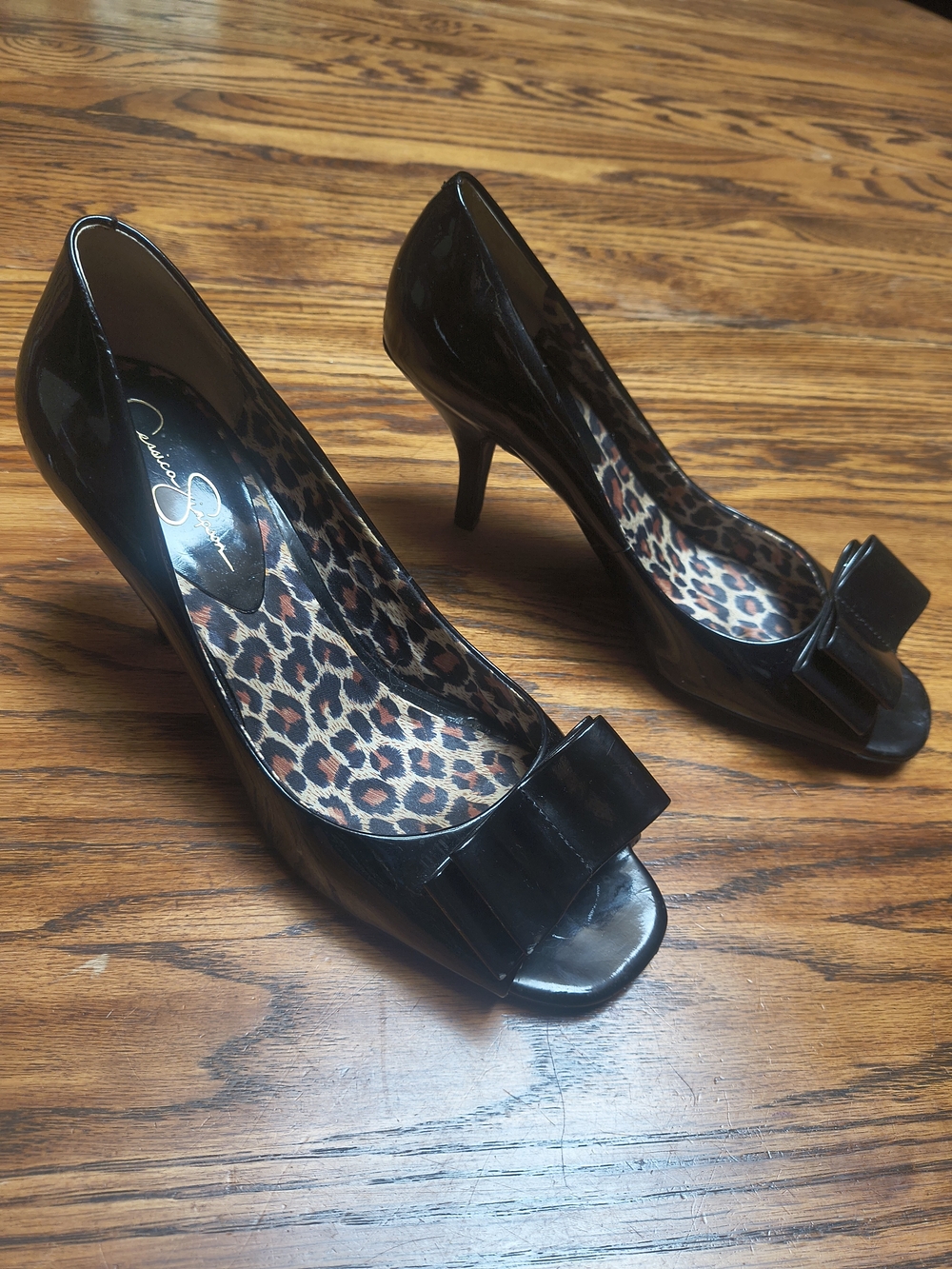Jessica Simpson Black Patent Peep-Toe Heels with Leopard Insole and Bow